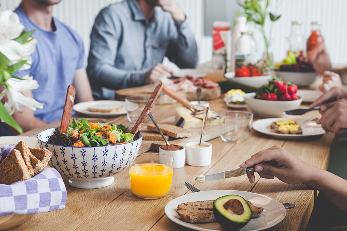 Dé oplossing voor je eentonige bedrijfslunch? De Buurtboer!