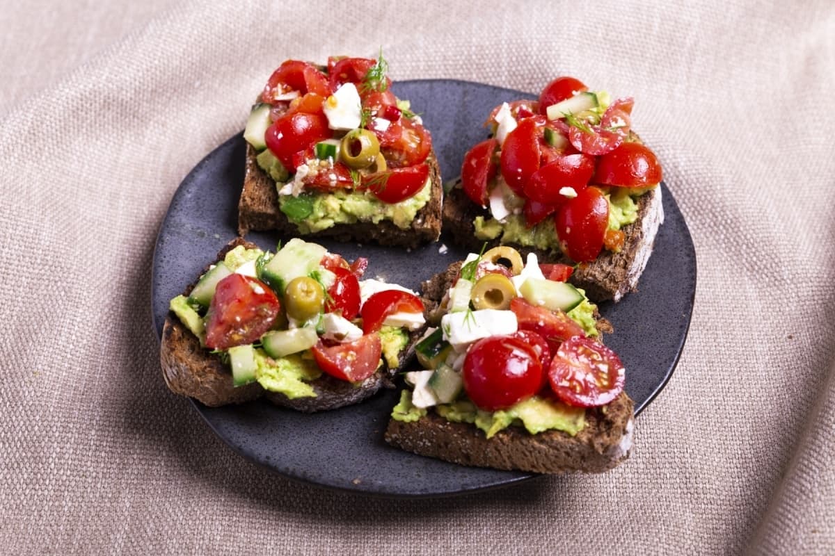 Makkelijk recept: Griekse avocado toast