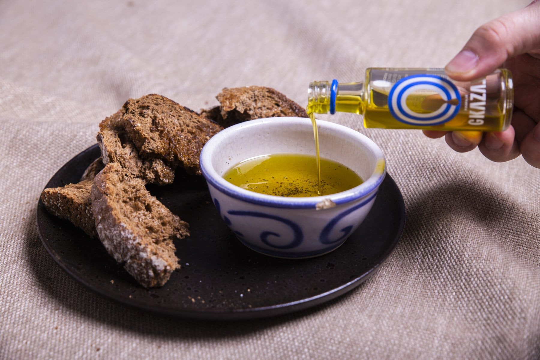 L’huile d’olive extra vierge : à quel point est-elle vraiment saine ?
