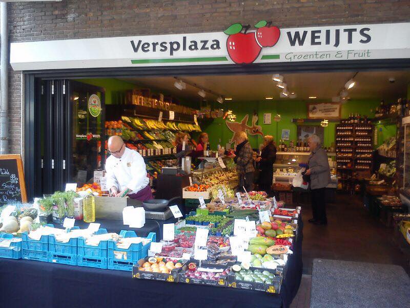 Versplaza Weijts: Nederlands beste groenteman verkoopt Gkazas Olijfolie